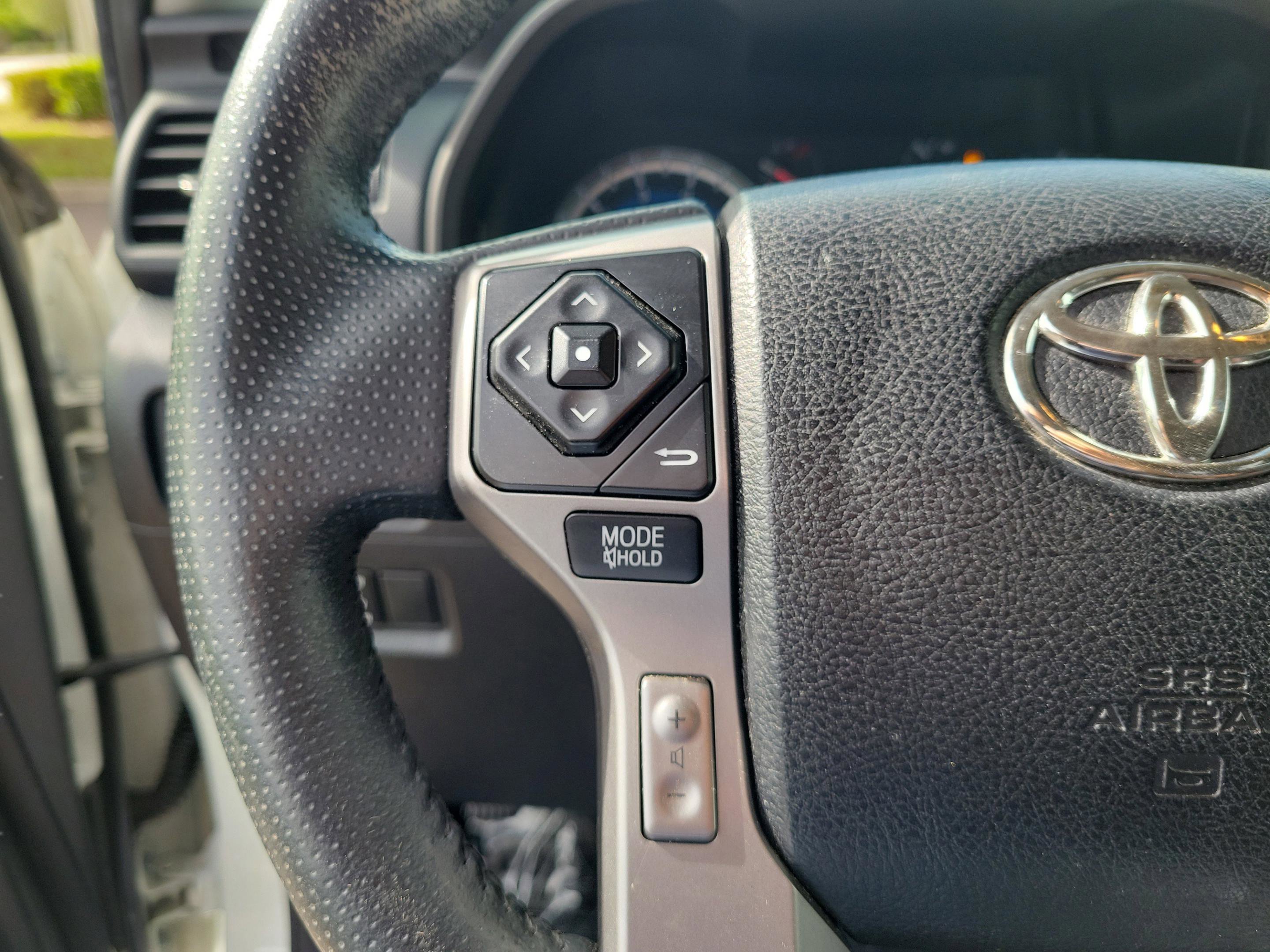 Used 2018 Toyota 4Runner Limited image 10