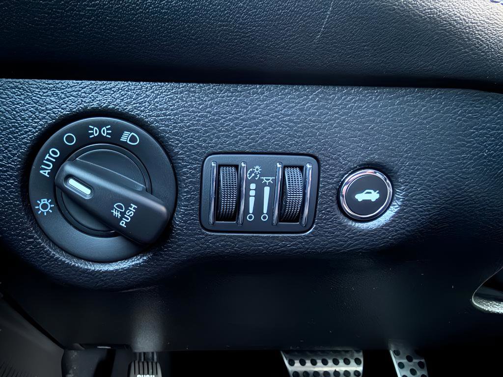 Used 2023 Dodge Challenger GT w/ Plus Package image 16