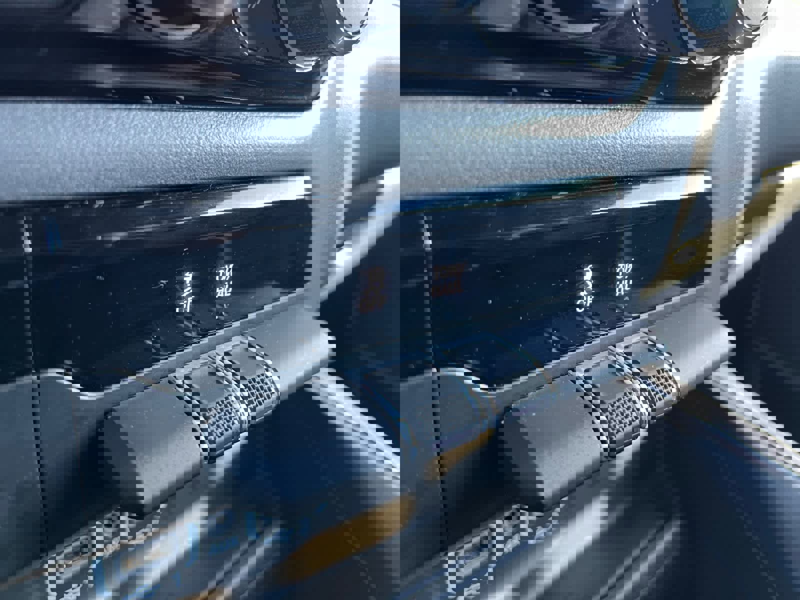 Used 2024 RAM 1500 Laramie image 24