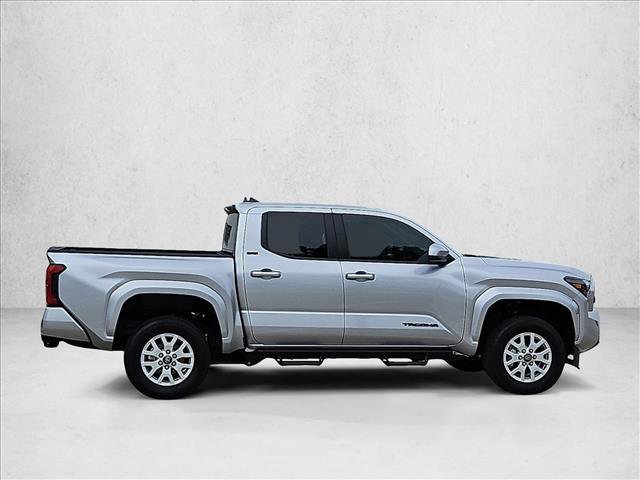 Used 2025 Toyota Tacoma SR5 AWD/4WD video 4