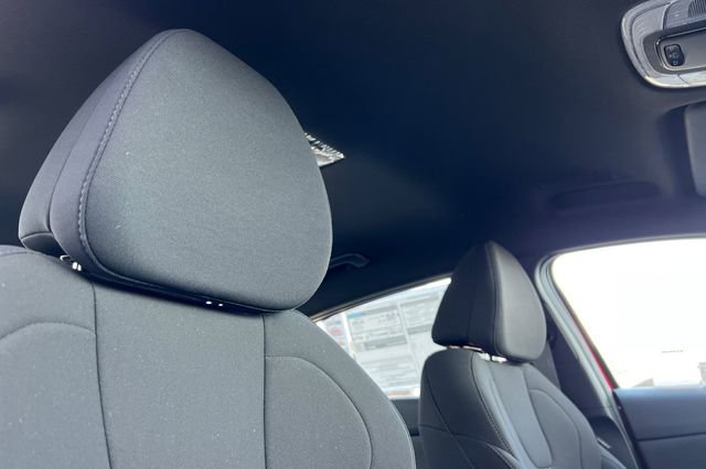 New 2025 Hyundai Elantra SEL image 16