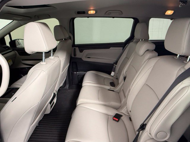 Used 2026 Honda Odyssey EX-L image 36