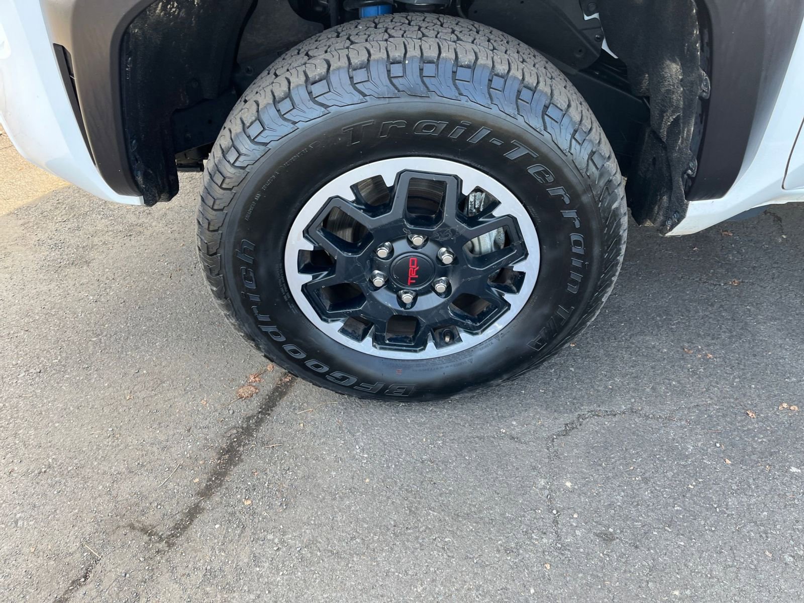 Used 2025 Toyota Tacoma TRD Off-Road image 29