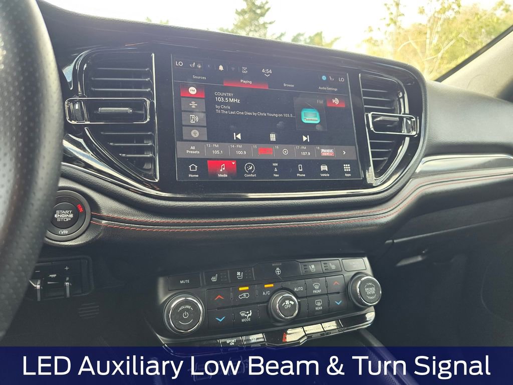 Used 2025 Dodge Durango R/T AWD/4WD image 23