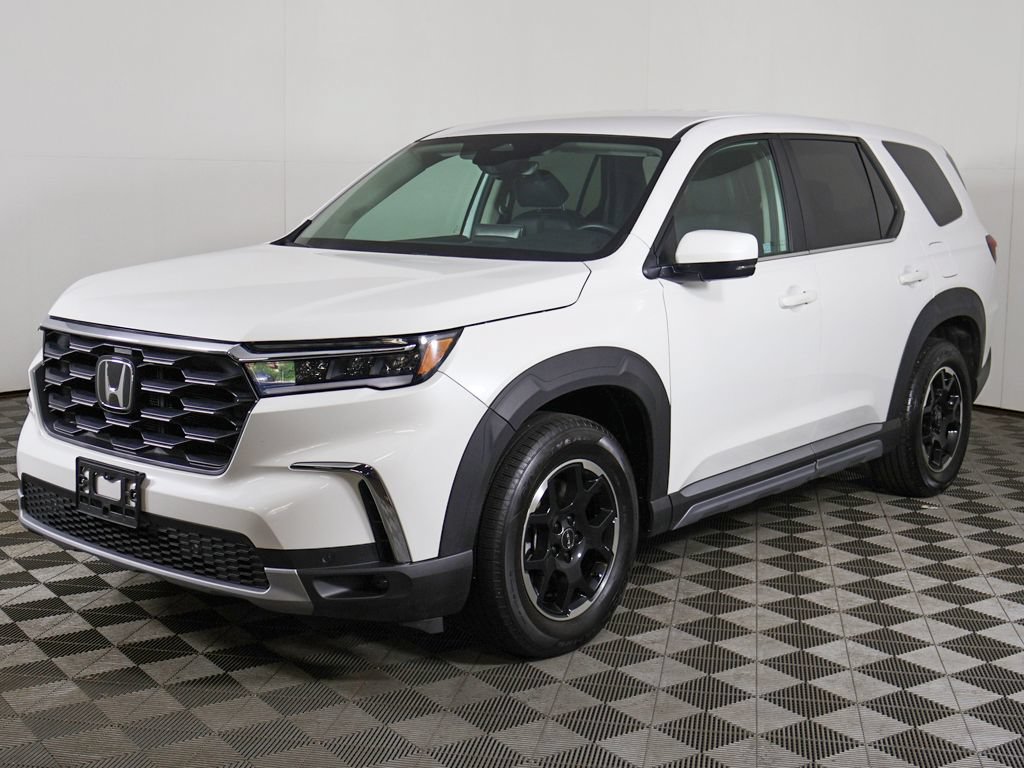 Used 2025 Honda Pilot EX-L image 8
