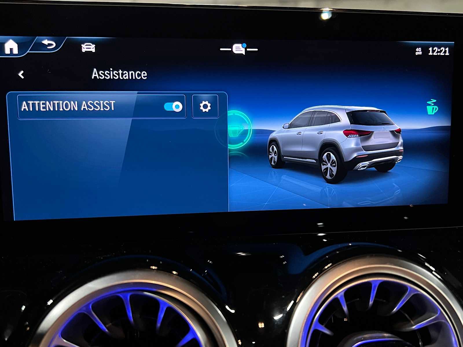 Used 2025 Mercedes-Benz GLA 250 4MATIC image 33