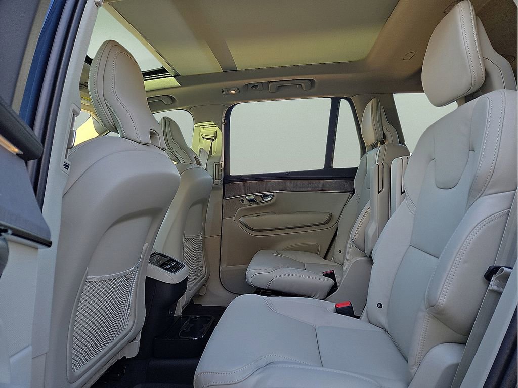 New 2026 Volvo XC90 B6 Ultra w/ Protection Package Premier AWD/4WD image 15