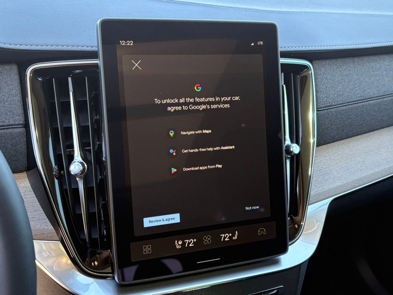 New 2026 Volvo XC90 T8 Plus w/ Protection Package Premier image 17