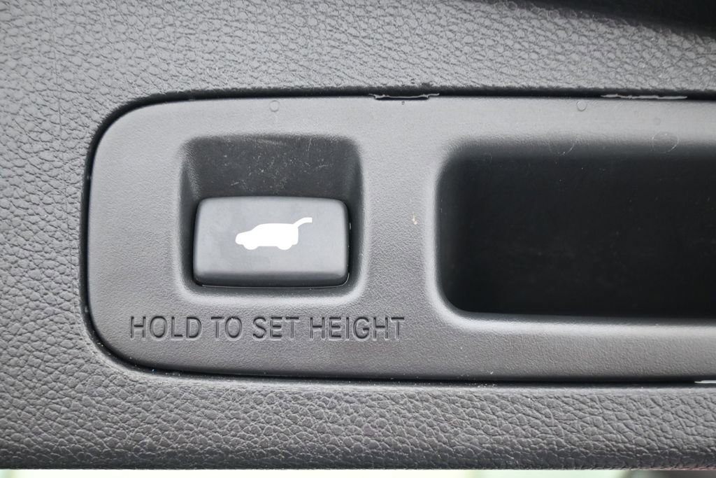 Used 2017 Honda CR-V EX-L image 16