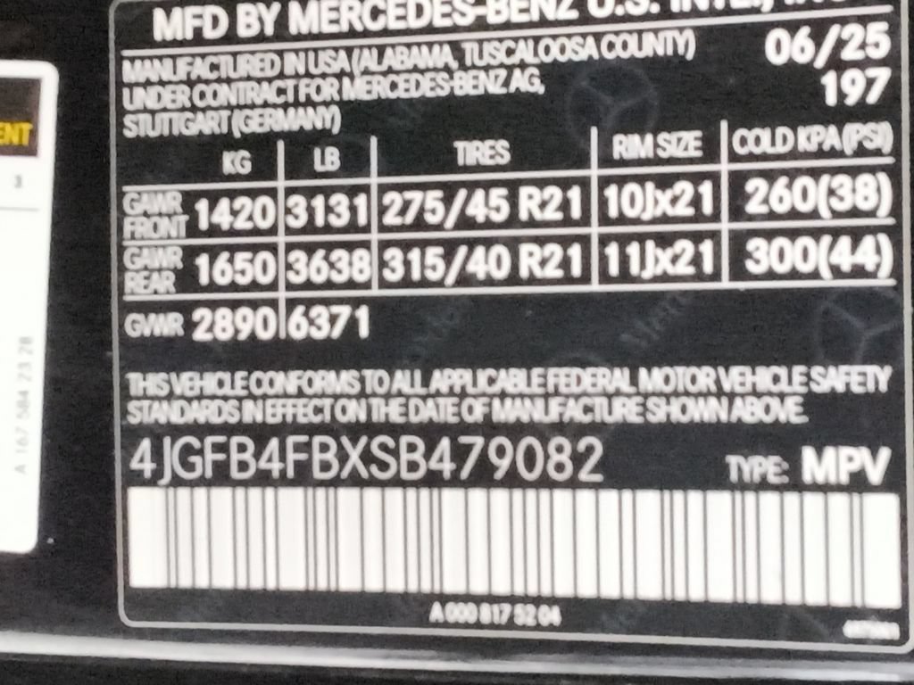 Used 2025 Mercedes-Benz GLE 350 4MATIC w/ AMG Line Exterior image 26