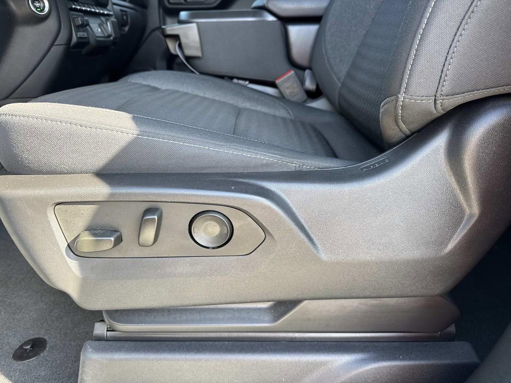 Certified 2024 Chevrolet Silverado 1500 Custom image 18