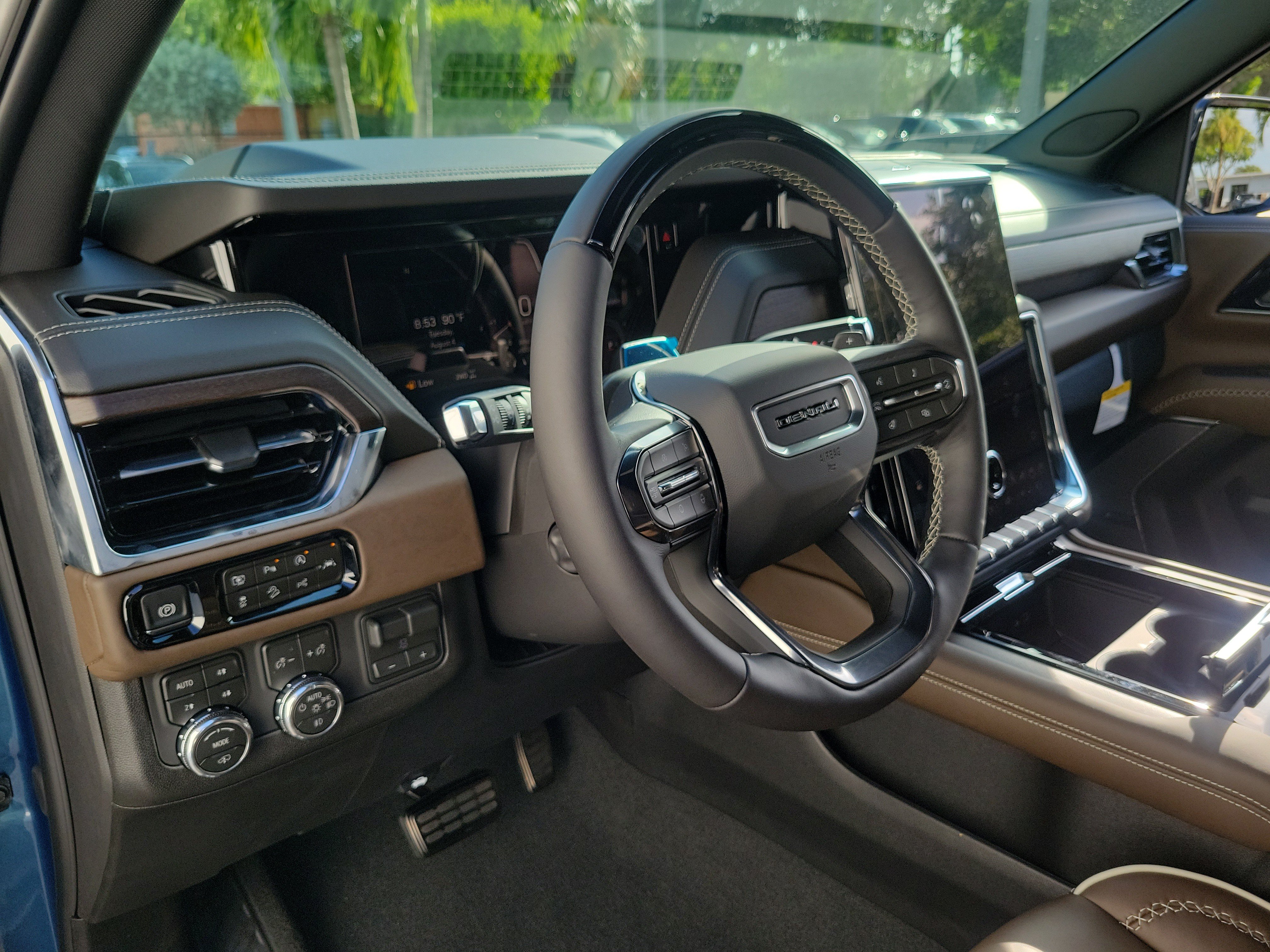 New 2026 GMC Yukon XL Denali Ultimate AWD/4WD image 22