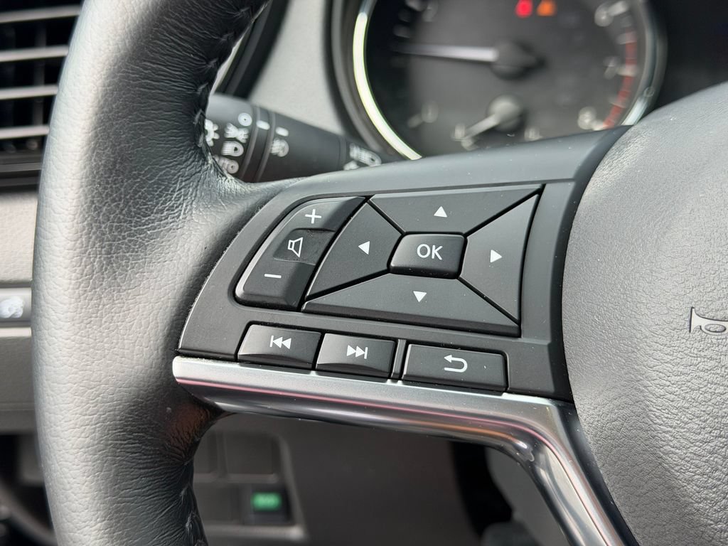 Used 2019 Nissan Rogue Sport SV w/ Technology Package AWD/4WD image 25