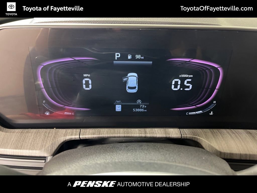 Used 2023 Kia Telluride EX w/ EX Captain's Chair Package FWD image 35