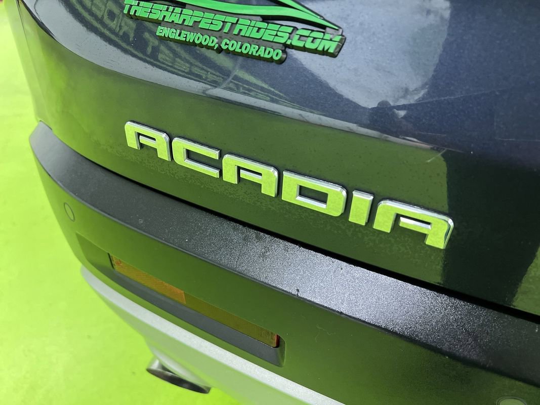 Used 2018 GMC Acadia SLT w/ LPO, Floor Liner Package FWD image 12