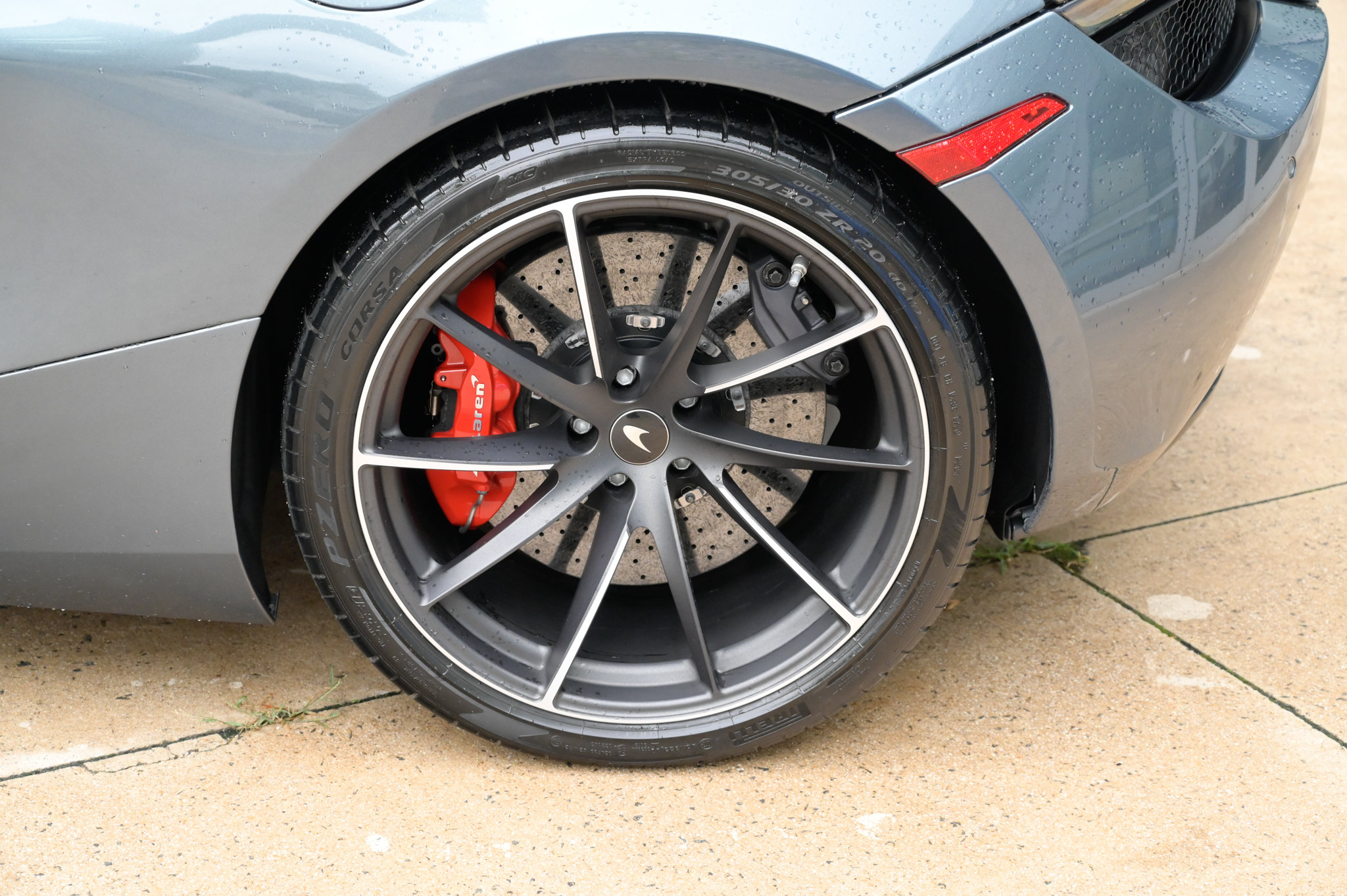Used 2018 McLaren 720S Luxury RWD image 10