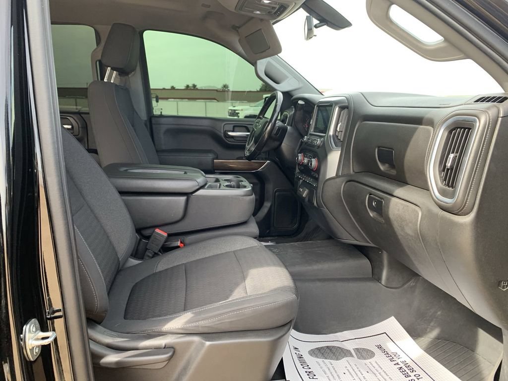 Certified 2022 Chevrolet Silverado 1500 RST AWD/4WD image 26