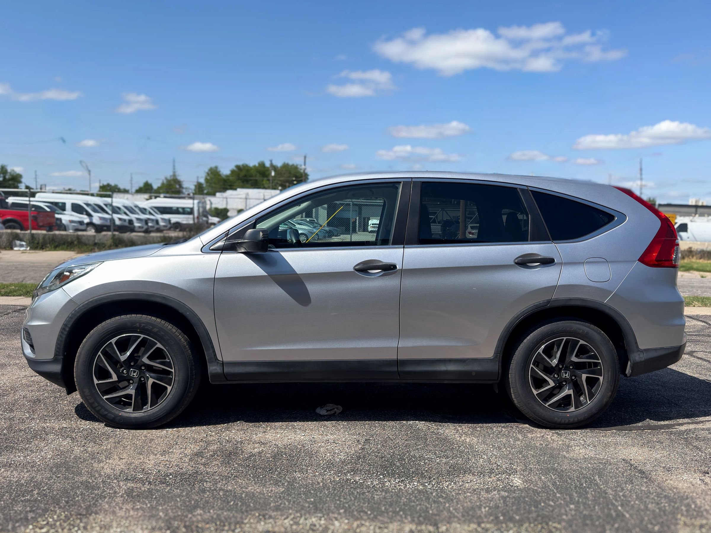 Used 2016 Honda CR-V SE image 4