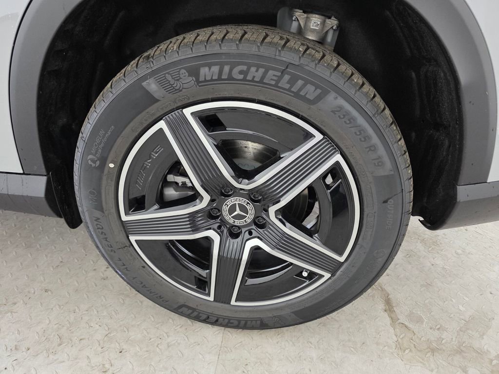 New 2026 Mercedes-Benz GLC 300 image 14
