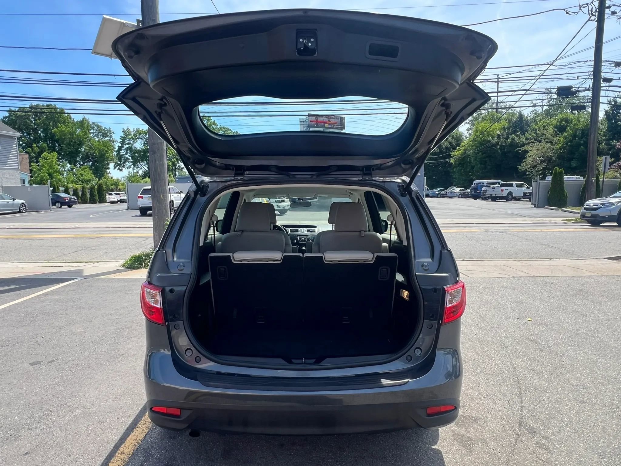 Used 2014 MAZDA MAZDA5 Sport FWD image 9