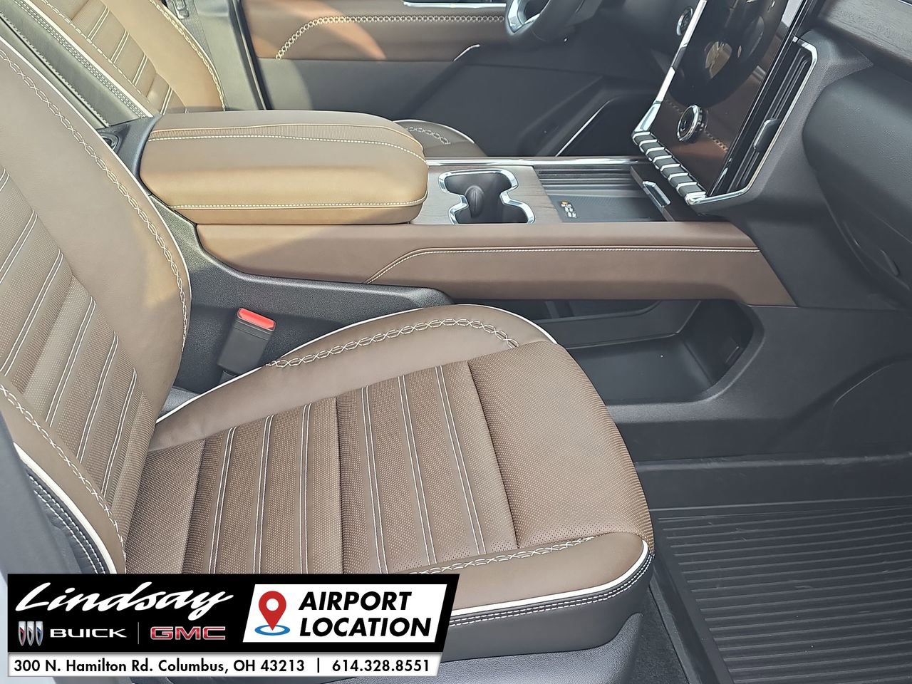New 2026 GMC Acadia Denali Ultimate w/ LPO, Floor Liner Package image 29