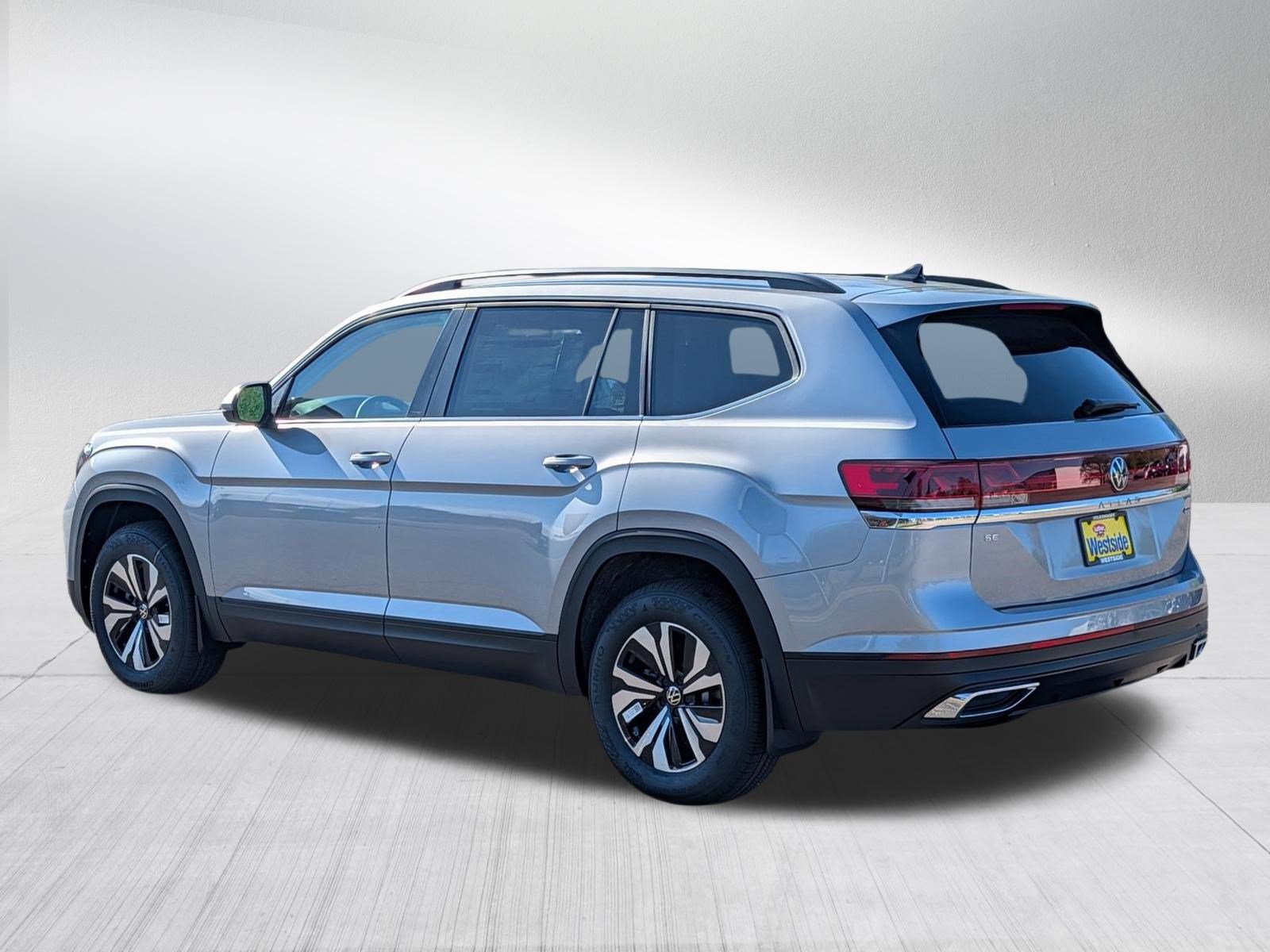 New 2026 Volkswagen Atlas SE AWD/4WD image 2