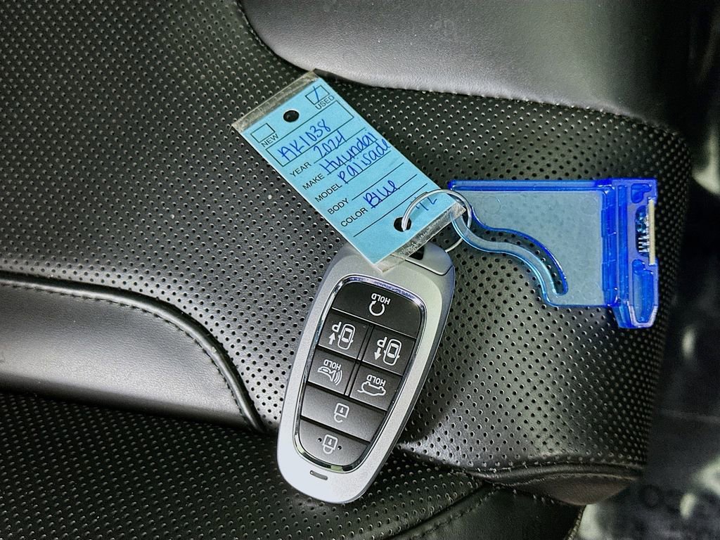 Used 2024 Hyundai Palisade Calligraphy image 39