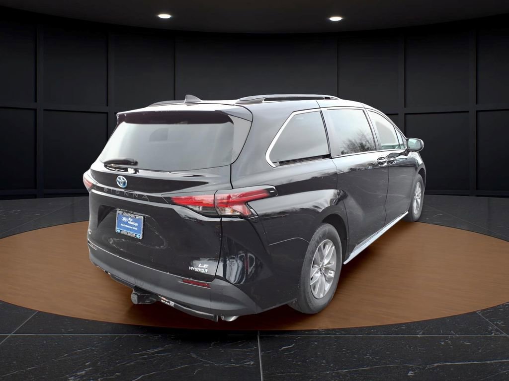 Used 2022 Toyota Sienna LE image 7