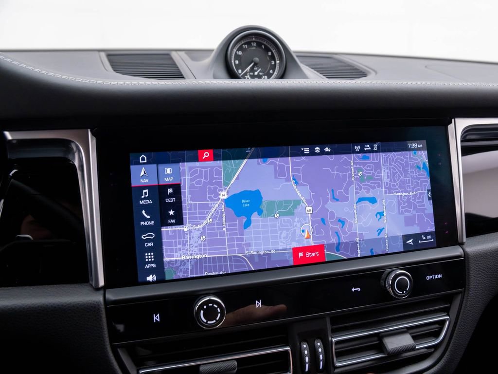 Used 2022 Porsche Macan S image 23