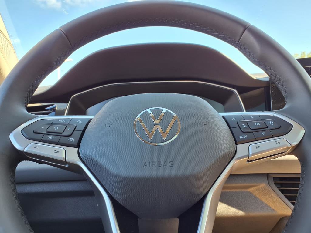 New 2025 Volkswagen Jetta SE image 22