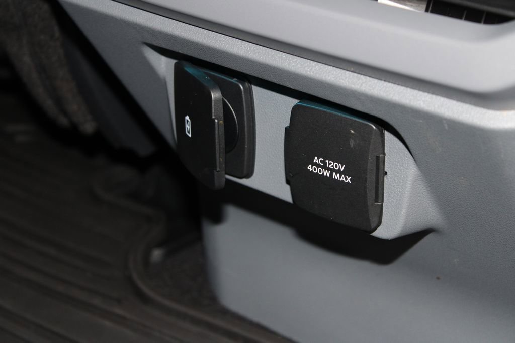 Used 2024 Ford F150 XLT w/ FX4 Off-Road Package image 35