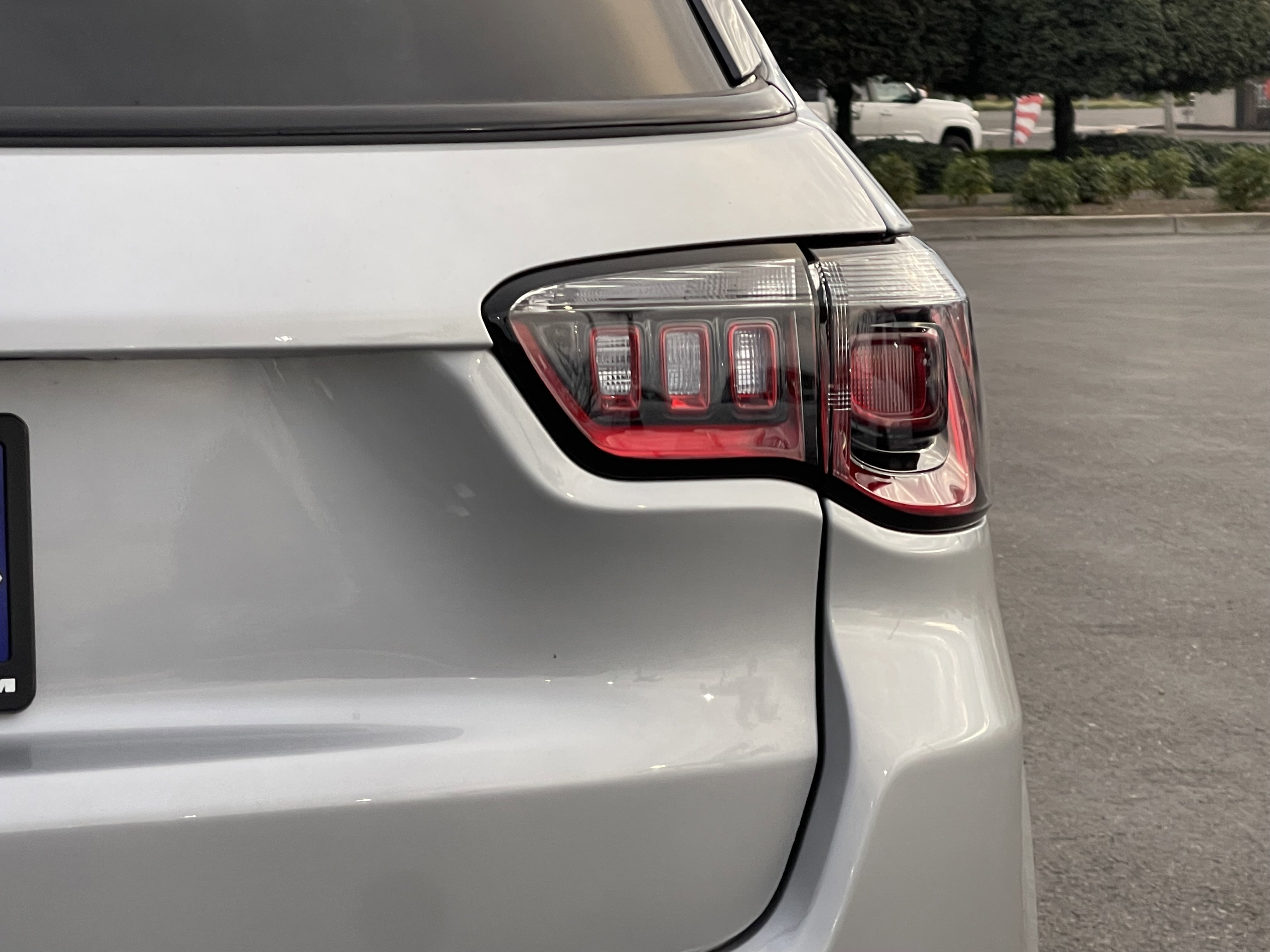 New 2026 Jeep Compass Latitude image 10