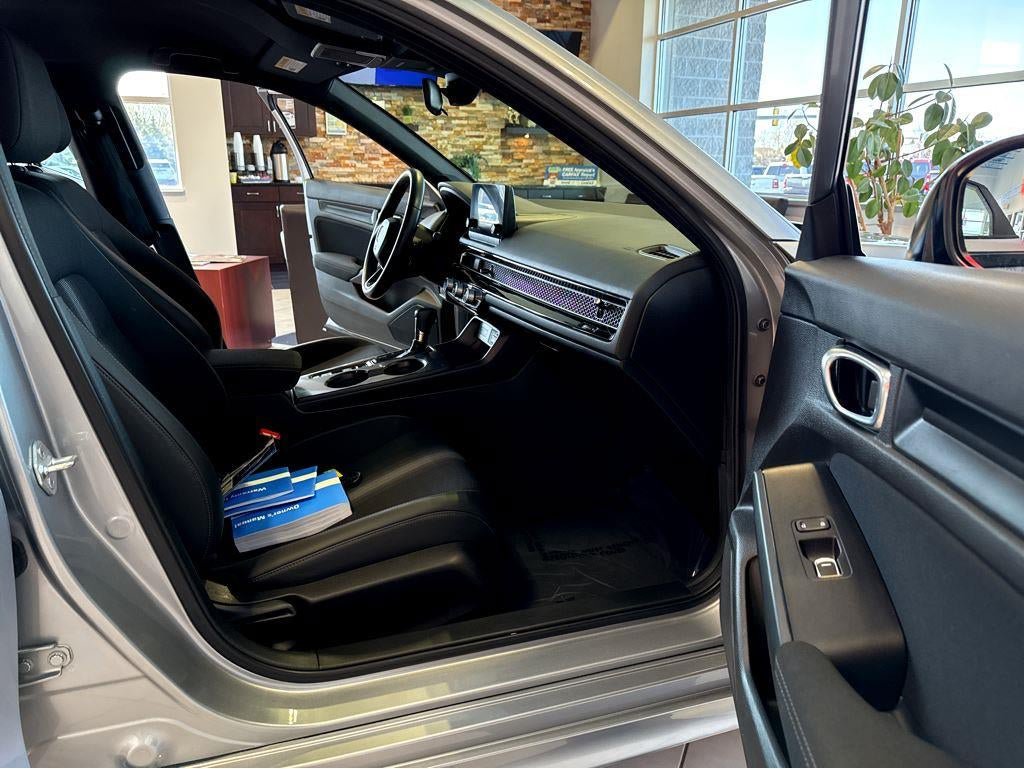 Used 2023 Honda Civic Sport image 31