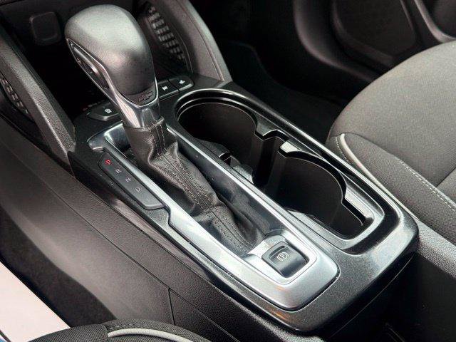 Used 2025 Chevrolet TrailBlazer LT w/ Convenience Package FWD image 16
