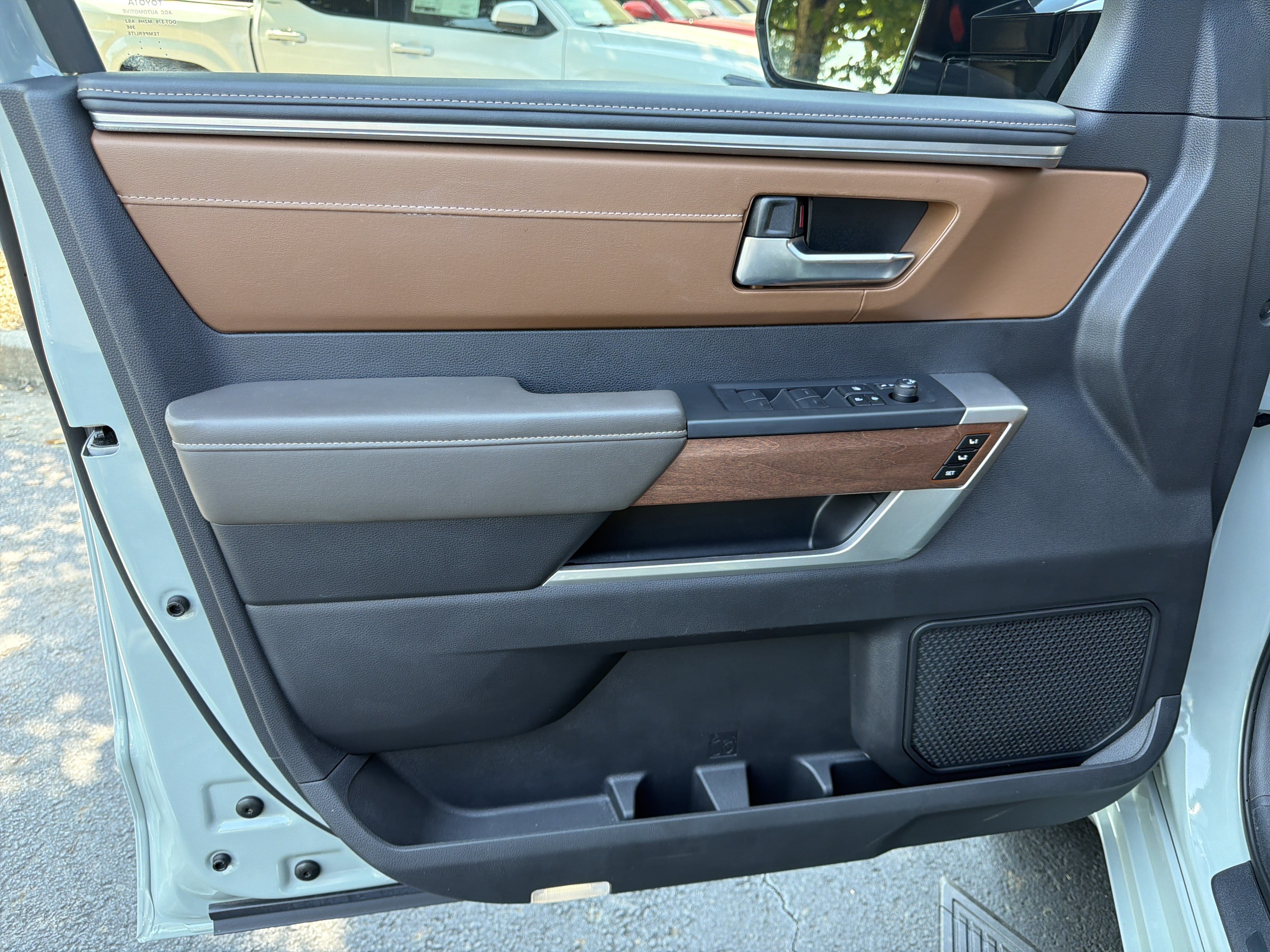Used 2025 Toyota Tundra 1794 Edition AWD/4WD image 9