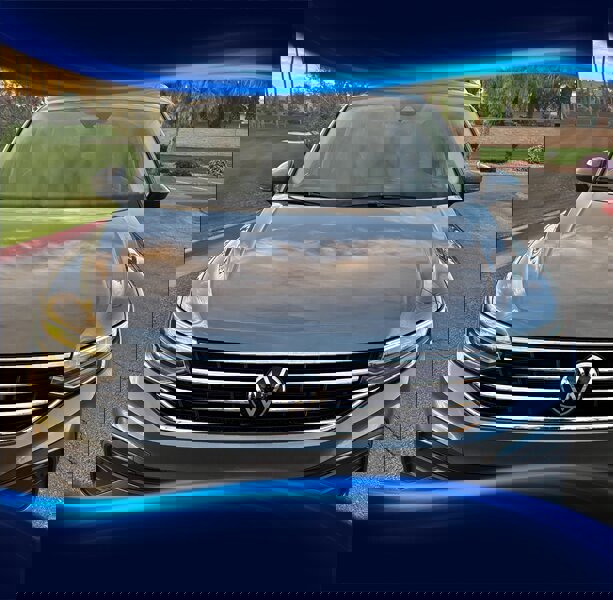 Used 2024 Volkswagen Tiguan SE image 31