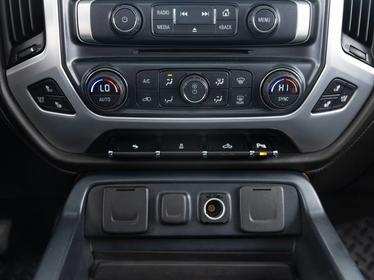Used 2014 GMC Sierra 1500 SLT w/ SLT Crew Cab Value Package image 39
