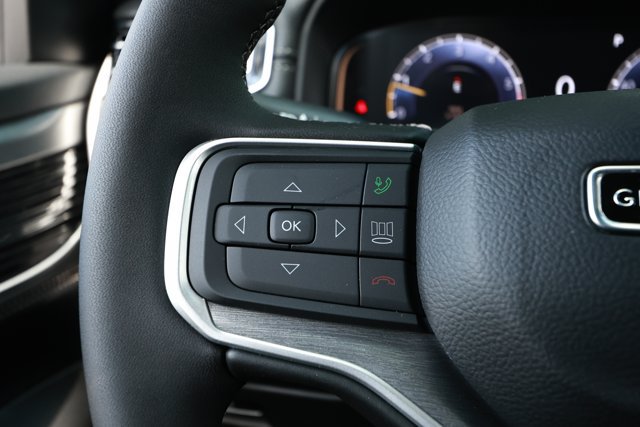 New 2026 Jeep Grand Wagoneer L Limited AWD/4WD image 13