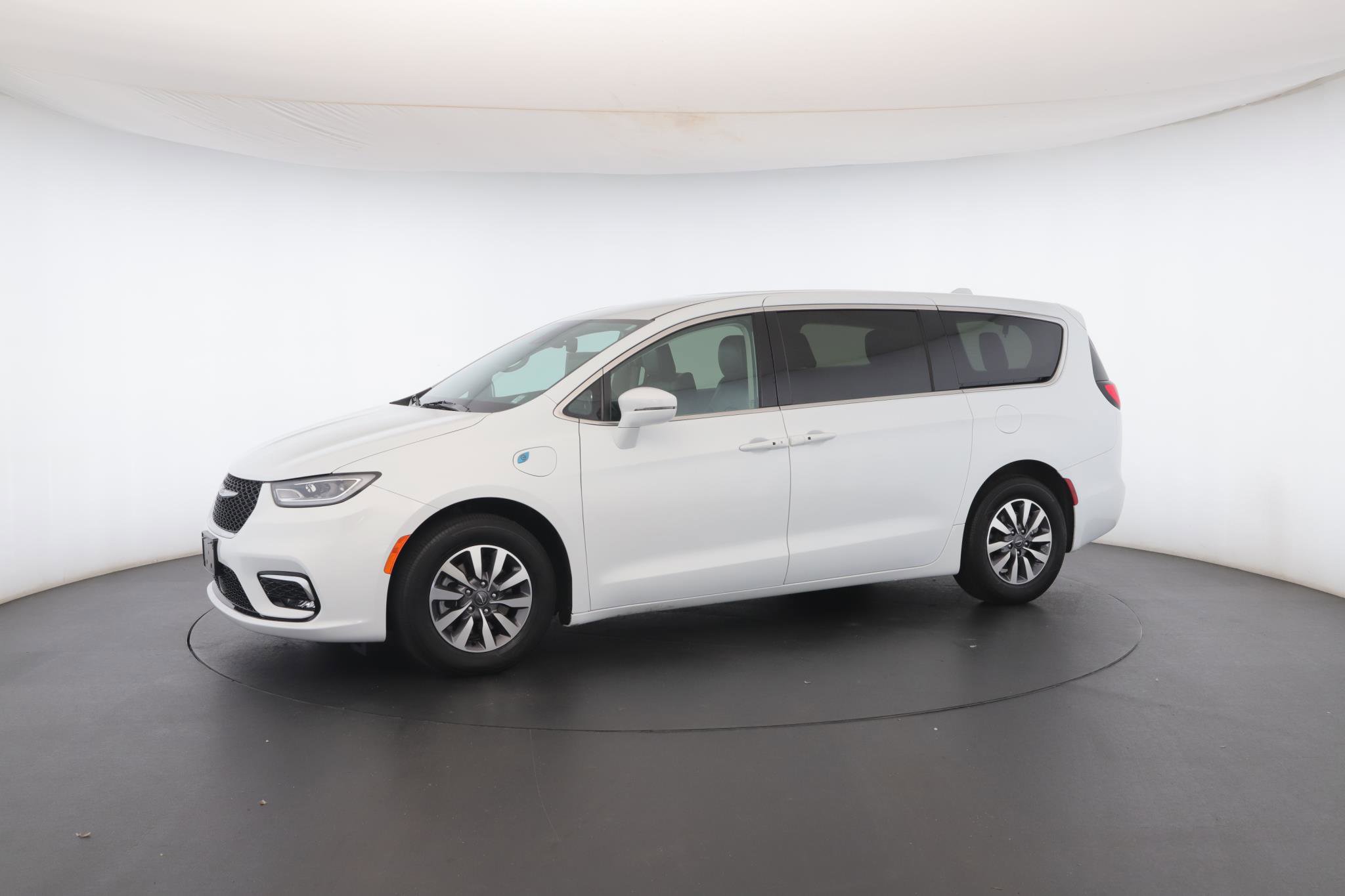 Used 2022 Chrysler Pacifica Touring-L image 39