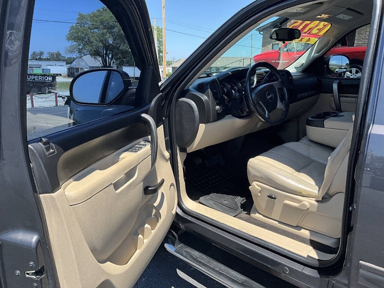 Used 2011 GMC Sierra 1500 SLE w/ Power Tech Package AWD/4WD image 8