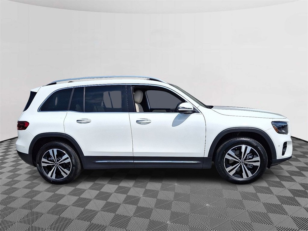 Certified 2025 Mercedes-Benz GLB 250 4MATIC image 7