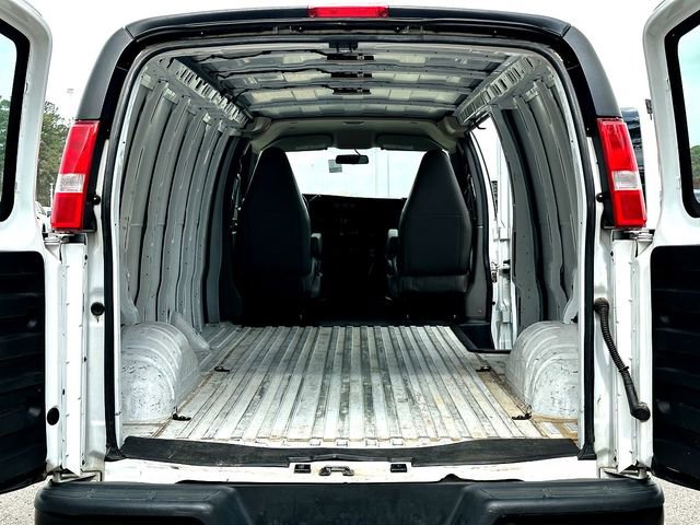 Used 2022 GMC Savana 3500 Extended w/ Driver Convenience Package image 33