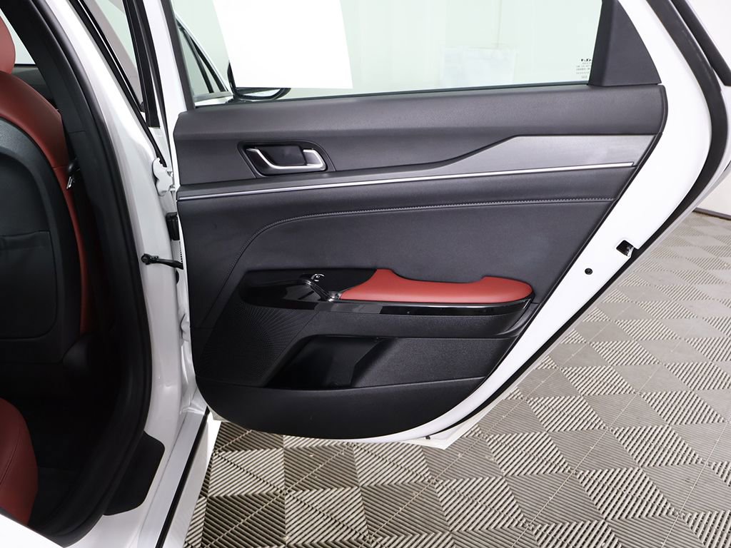 Used 2025 Kia K5 GT-Line w/ GT-Line Premium Package FWD image 26