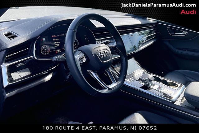 Used 2023 Audi Q7 2.0T Premium Plus w/ Premium Plus Package AWD/4WD image 11