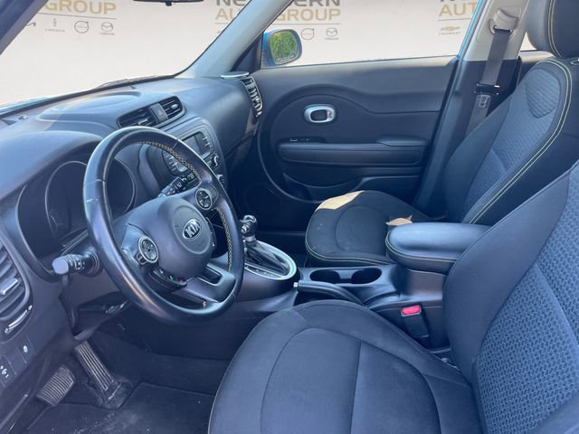 Used 2016 Kia Soul + w/ Designer's Package FWD image 9