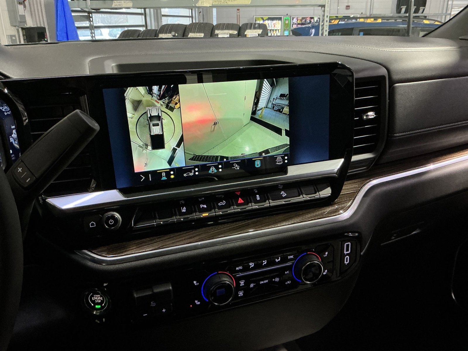 New 2026 Chevrolet Silverado 2500 LT image 27