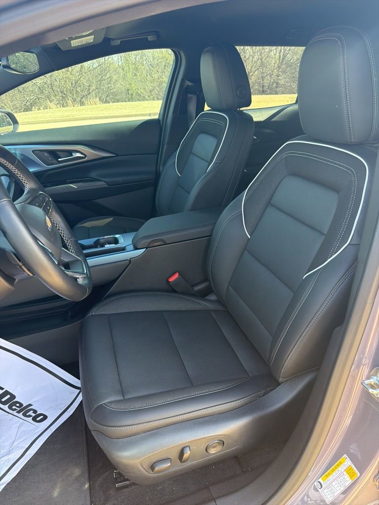 Certified 2024 Chevrolet Equinox EV LT image 10