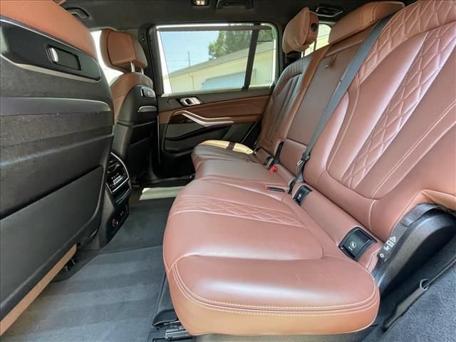 Used 2024 BMW X7 M60i w/ Executive Package AWD/4WD image 4