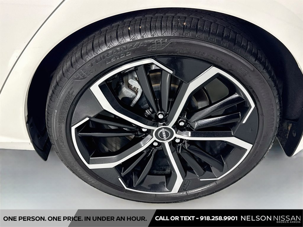 Certified 2025 Nissan Altima 2.5 SR w/ SR Premium Package FWD image 30