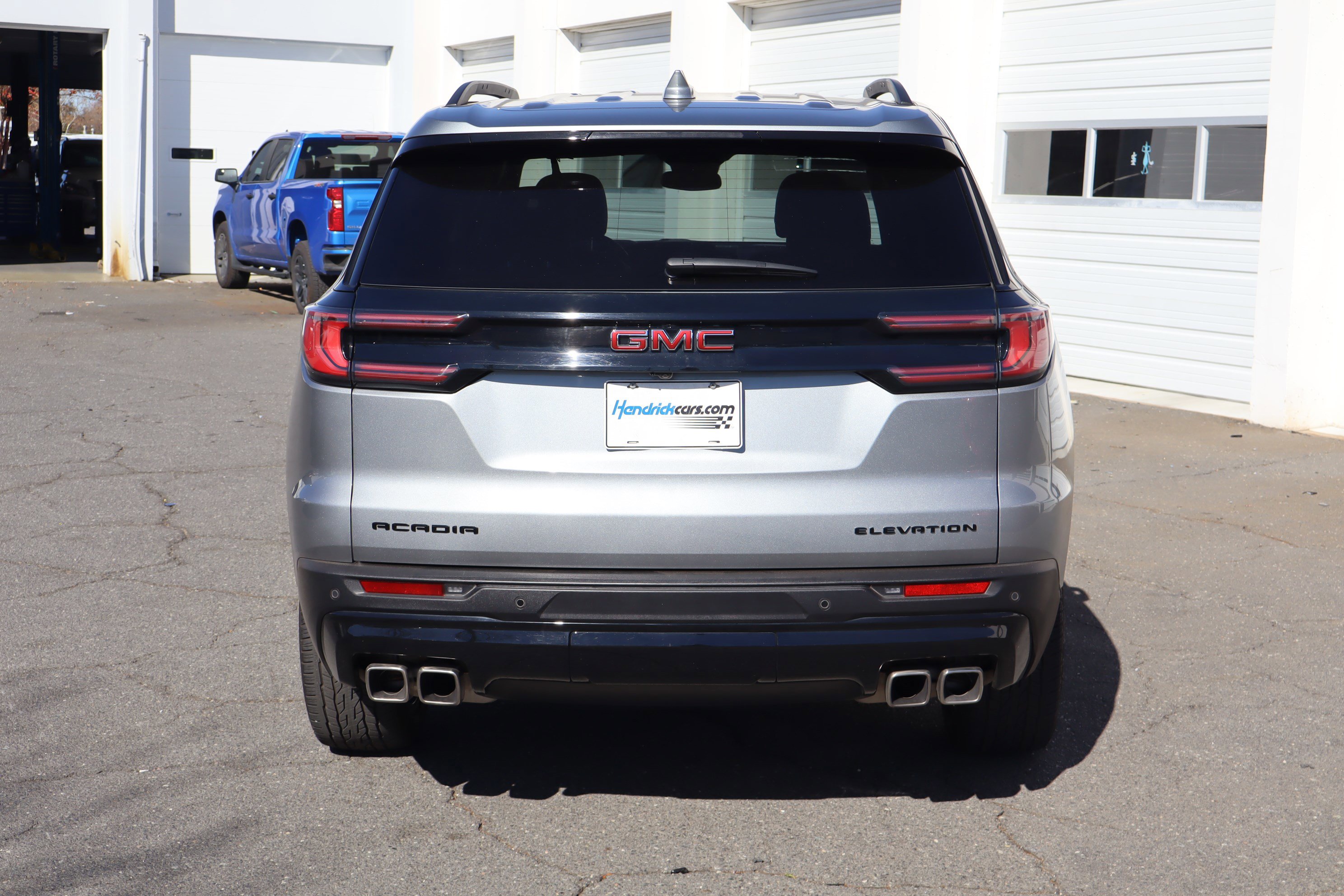 Used 2024 GMC Acadia Elevation w/ Black Edition image 9